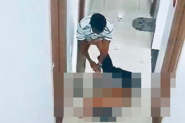 Người đàn ông đánh đập dã man phụ nữ từng bị kỷ luật ra khỏi ngành-1