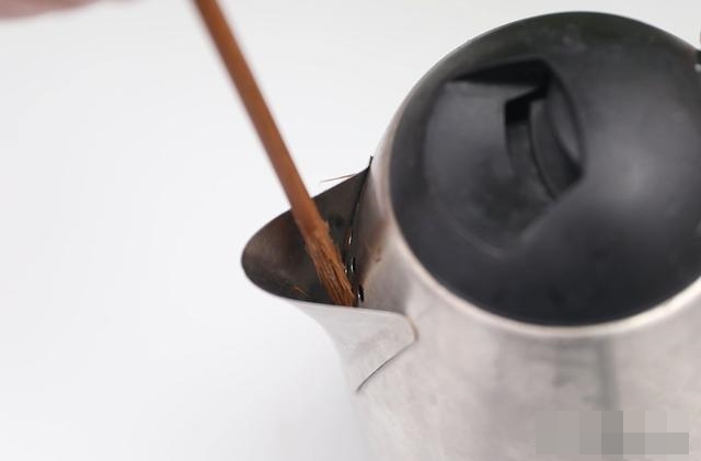 Đừng vứt đũa cũ đi, chỉ cần sửa sang lại và đặt trong phòng bếp&nbsp;là tiết kiệm hàng triệu một năm, siêu dễ sử dụng-12