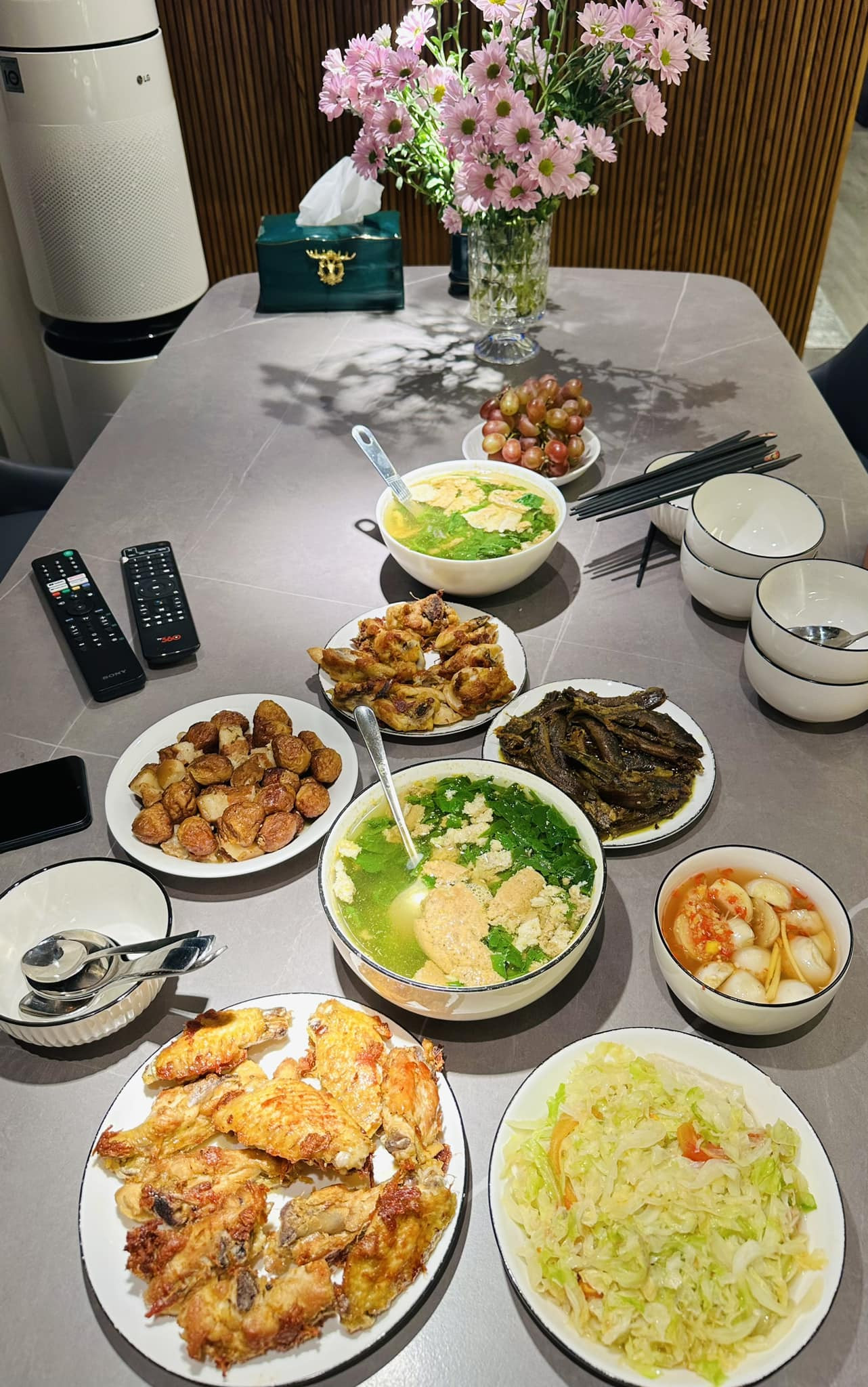 Ngắm chốn đi về của 2 mỹ nhân đình đám đóng Nhật ký Vàng Anh-9