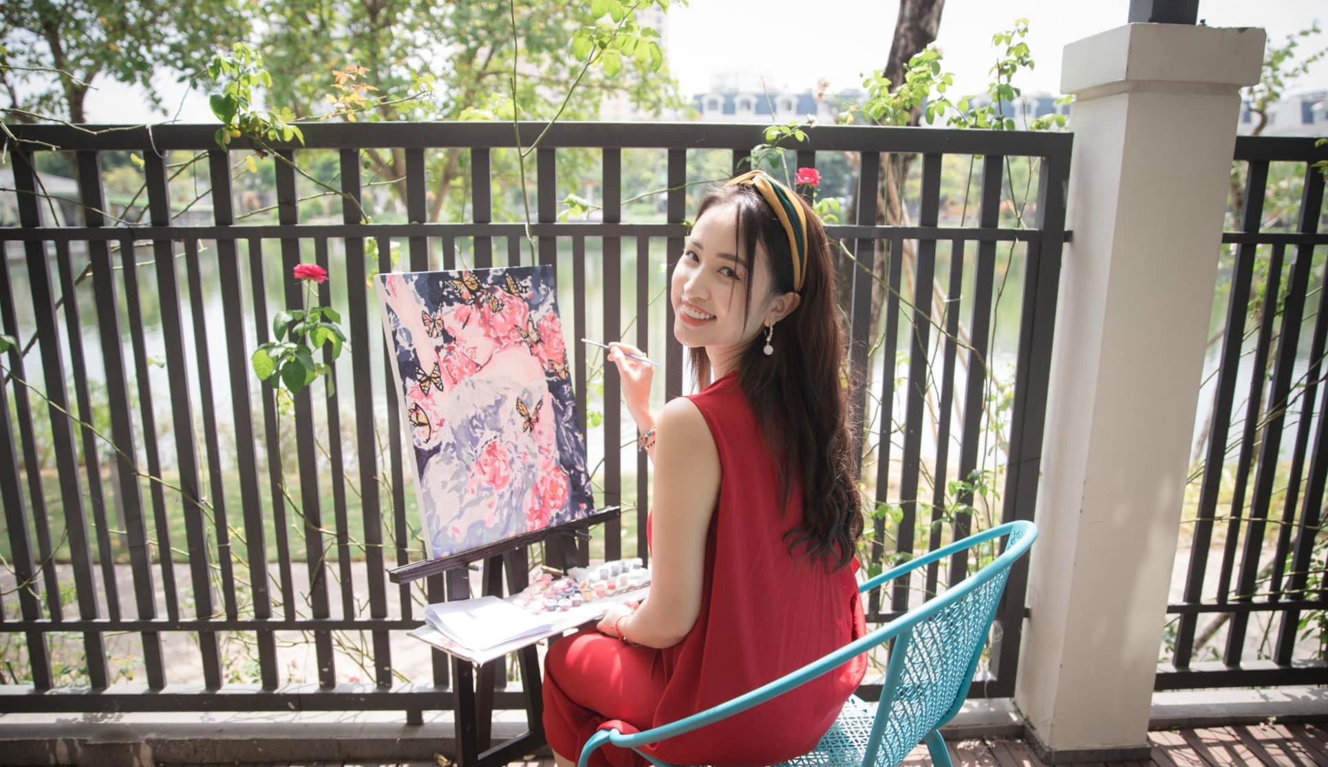 Ngắm chốn đi về của 2 mỹ nhân đình đám đóng Nhật ký Vàng Anh-26