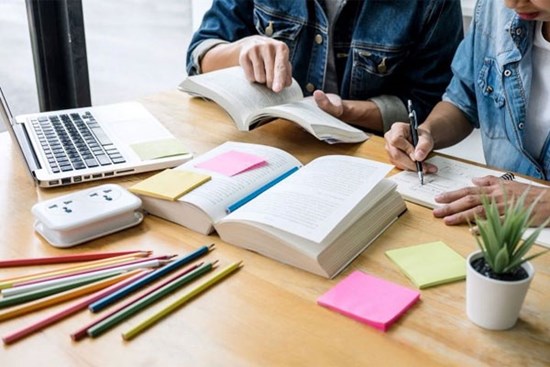 Thầy giáo 15 năm kinh nghiệm chỉ ra 6 'sự thật' bất ngờ về IELTS