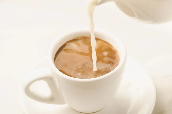 4 thói quen uống cà phê khiến bạn lão hóa, già đi nhanh hơn mà không biết-1