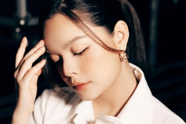 Phạm Quỳnh Anh khoe dáng nóng bỏng sau 4 tháng sinh con thứ ba-10