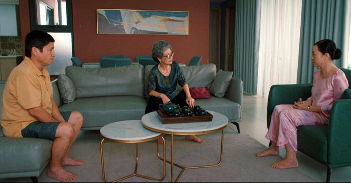 Tình huống kém duyên của phim Thông gia ngõ hẹp-2