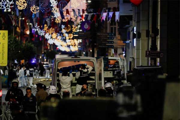 Nổ kinh hoàng ở phố đi bộ Istanbul, hơn 80 người thương vong-2