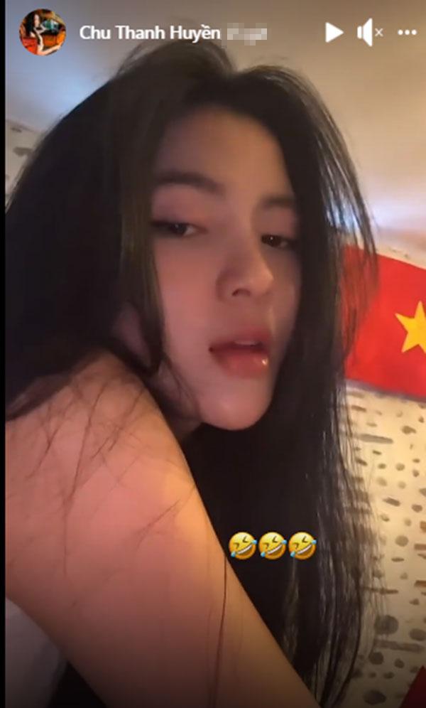 Bồ hot girl lộ bằng chứng rõ nét sống chung Quang Hải ở Pháp-1