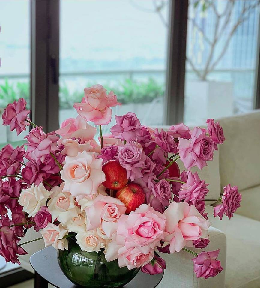 Nhà của Hoa hậu Đặng Thu Thảo: Bề thế bậc nhất Sài Thành, ngập tràn hoa và cây xanh-15