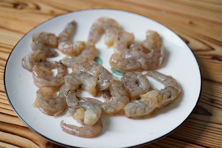 Dùng nồi chiên không dầu làm món tôm chiên giòn thơm mà lành mạnh-2