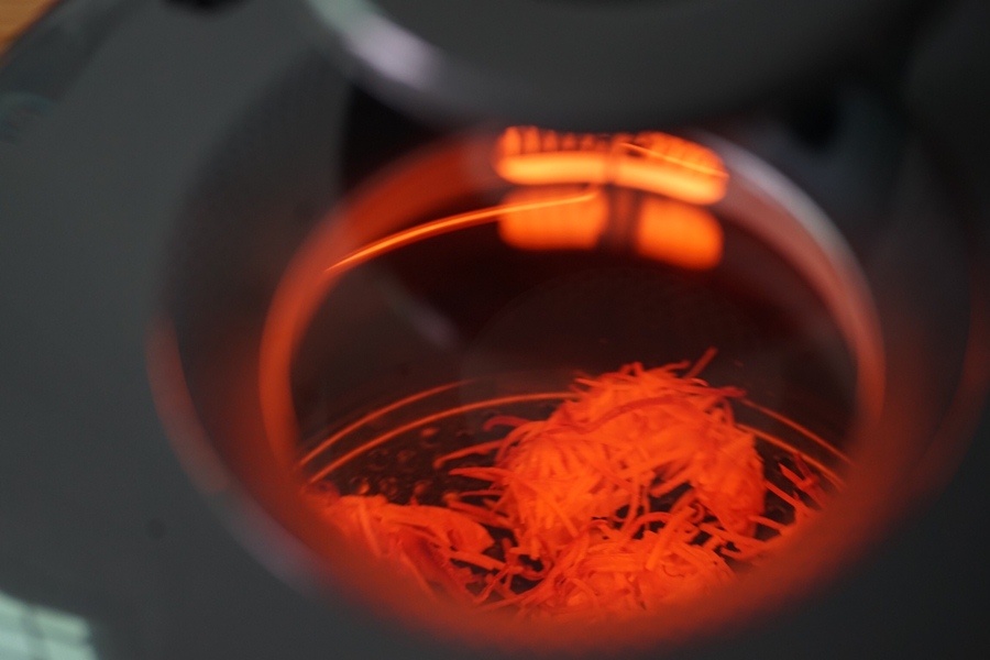 Dùng nồi chiên không dầu làm món tôm chiên giòn thơm mà lành mạnh-6