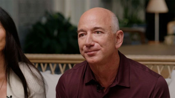 Tỷ phú Jeff Bezos bất ngờ tuyên bố sẽ cho đi khối tài sản khổng lồ-1