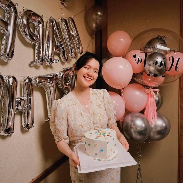 Bị so sánh với mẹ bỉm sữa, Hải Tú đăng ảnh thả dáng rạng rỡ-1