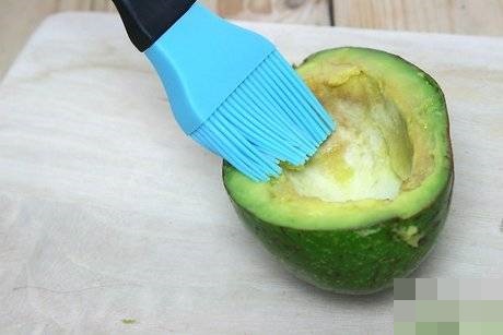 Vắt một ít chanh lên quả bơ, mẹo hay tuyệt vời chỉ những người sành sỏi mới biết-3