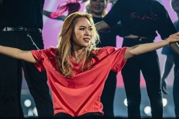 Công ty quản lý rapper Binz xin lỗi sau đêm nhạc gợi dục-3