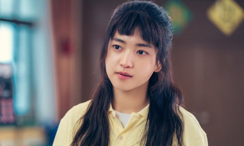 Đang giặt đồ trong nhà tắm, nghe người yêu của bạn nói chuyện bên ngoài tôi đá chậu bỏ đi-2