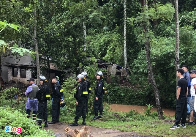 Phát hiện thi thể nghi của hung thủ truy sát cả nhà vợ-2