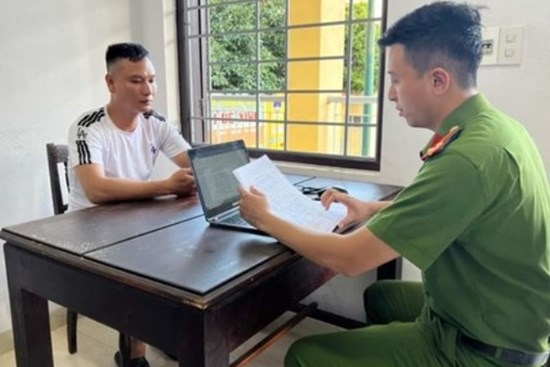 Bắt giữ người đàn ông cho vay lãi nặng