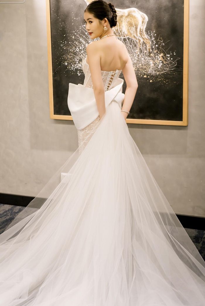 Chồng MC nổi tiếng khiêu vũ cùng hoa hậu Ngân Anh trong đám cưới-11