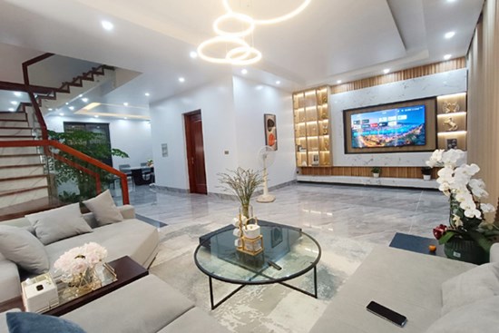 Hoàn thành mục tiêu ở tuổi 30 với căn nhà trị giá hơn 11 tỷ, cặp vợ chồng 9x khiến cộng đồng mạng đồng loạt vào 