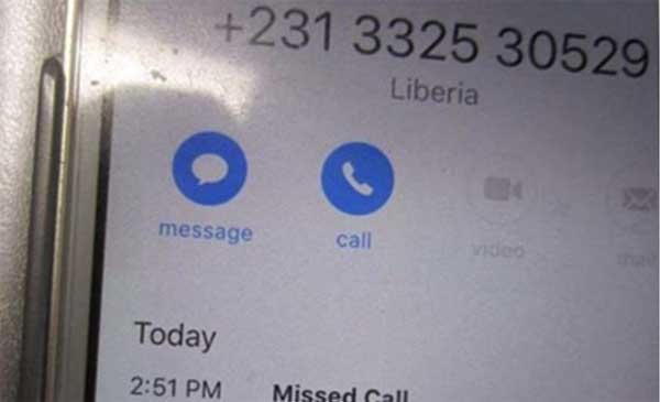 Lý do số điện thoại xưng Cục Viễn thông đòi khóa SIM người nghe-4