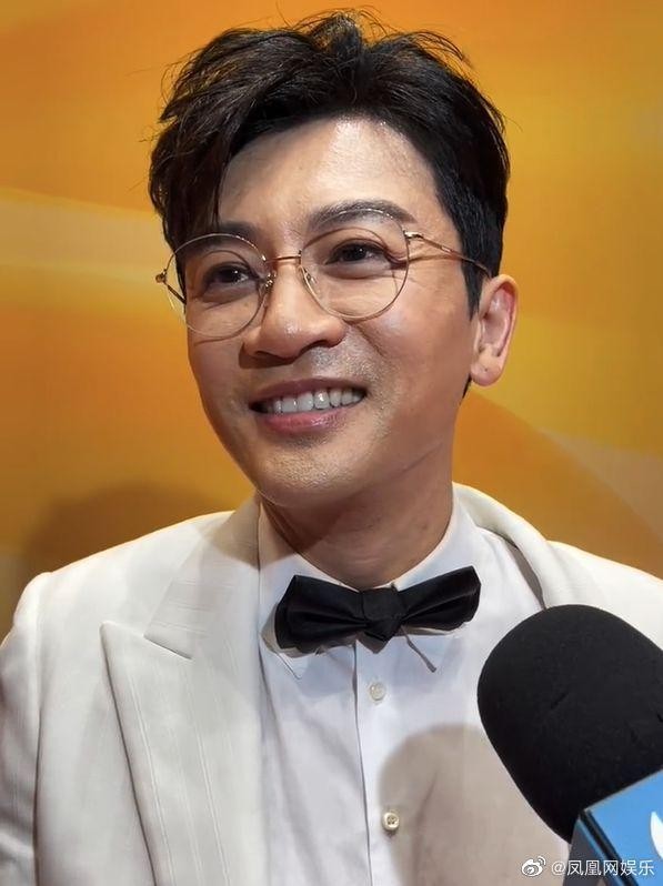 Nhan sắc thật của những nữ diễn viên trong ảnh chưa chỉnh sửa-6