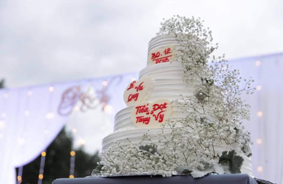 Vợ rapper Tiến Đạt lần đầu khoe ảnh đám cưới cách đây 4 năm nhưng lại than thở điều này-12