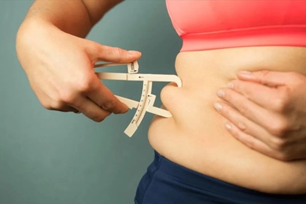 Ngoài ăn uống và tập luyện, đây cũng là thói quen khiến mỡ nội tạng ở bụng tăng chóng mặt-1