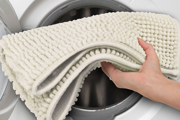 6 mẹo nhỏ giúp việc giặt thảm nhà tắm trở nên dễ dàng-1