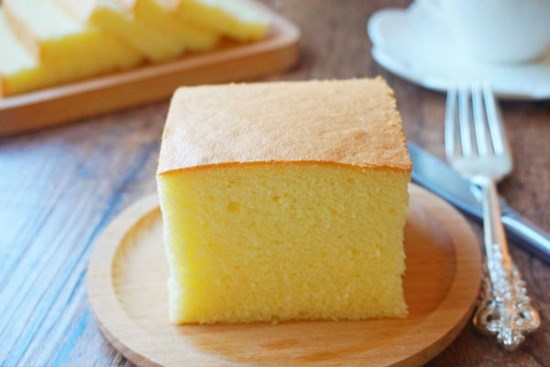 Cách làm bánh bông lan bằng nồi cơm điện chuẩn ngon