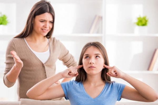 Con mới 5 tuổi, ông bố Hà Nội gây choáng vì chuẩn bị toàn sách về nhân sinh-4