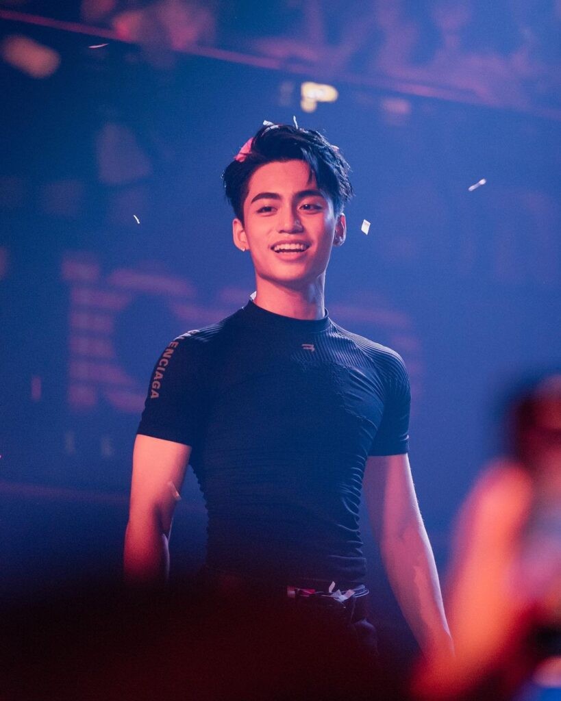 Lê Dương Bảo Lâm quyết diện croptop ăn thua với HIEUTHUHAI và... cái kết-1