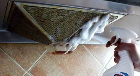 Thổi máy sấy tóc vào máy hút mùi cực hữu ích, ai không biết thật đáng tiếc-3