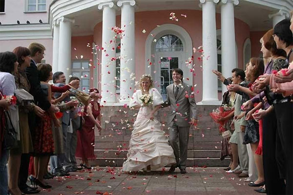 Truyền thống đám cưới kỳ lạ nhất trên thế giới-3