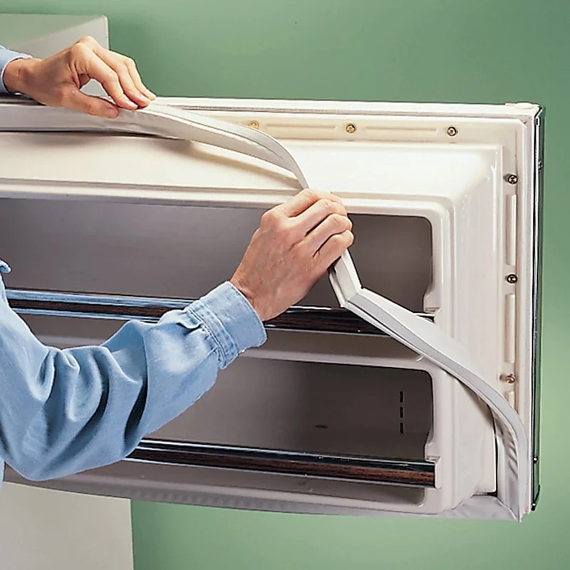 Nhét tờ giấy vào khe cửa tủ lạnh: Lợi ích tuyệt vời, giúp tiết kiệm tiền điện mà không phải ai cũng biết-1
