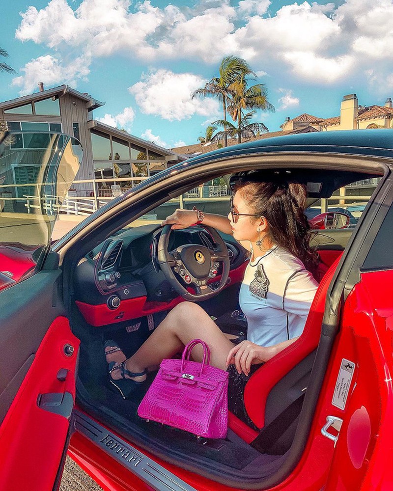 Cuộc sống hiện tại của cô gái được mệnh danh chị cả hội Rich kid Việt Nam-11