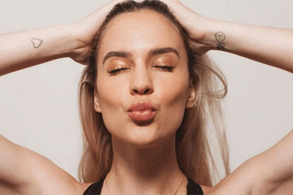 6 mẹo để có gương mặt thon gọn nét nào ra nét đó-2