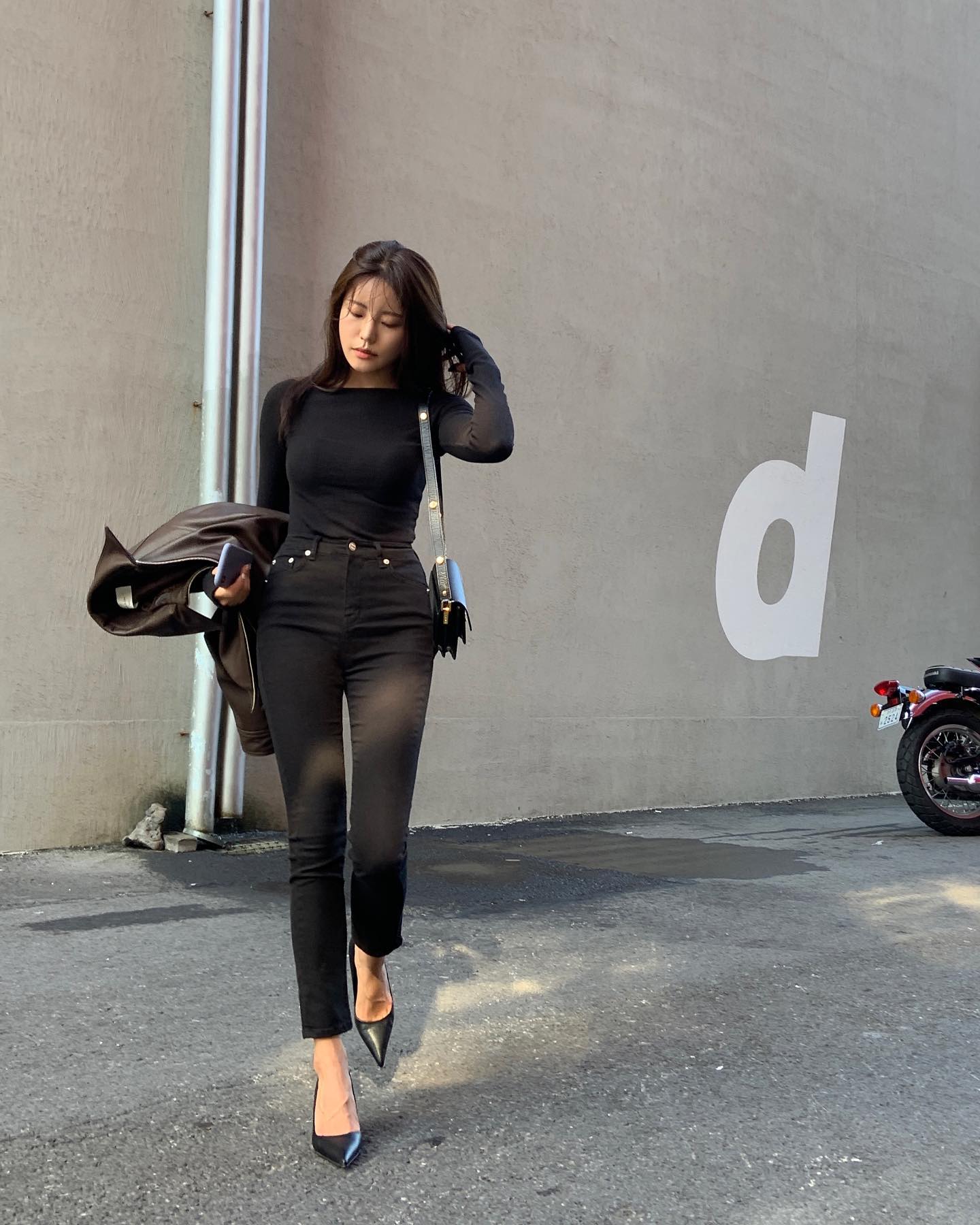 5 cách mặc quần skinny jeans trẻ trung và tôn dáng cao ráo-5