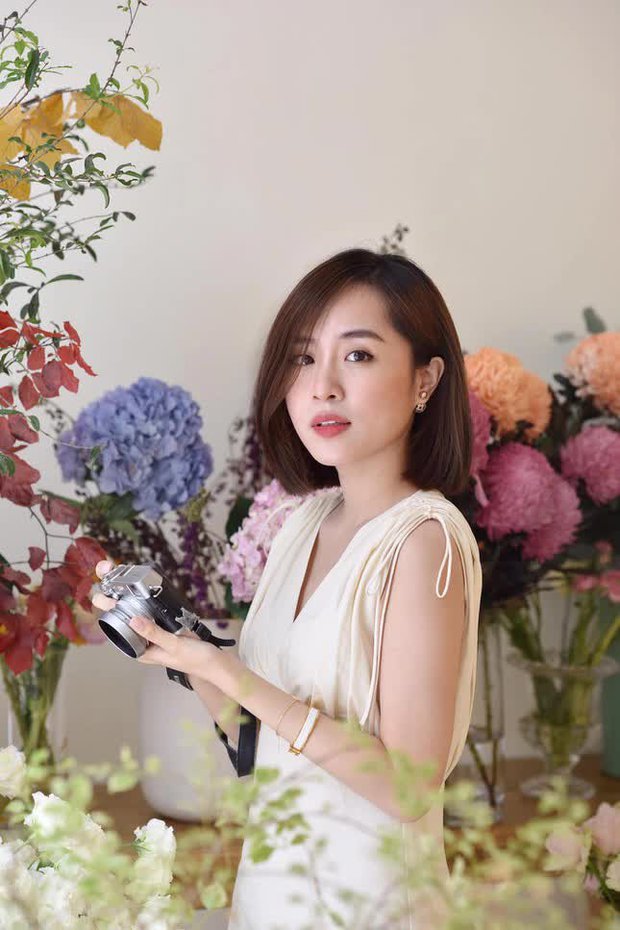 Điểm danh những cô giáo trẻ sở hữu nhan sắc xinh đẹp cùng loạt thành tích ấn tượng khiến học trò ngưỡng mộ-4