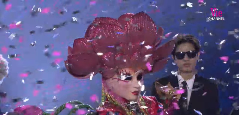 Osen - thạc sĩ Âm nhạc Ngọc Mai chính thức trở thành quán quân Ca sĩ mặt nạ mùa đầu tiên-3