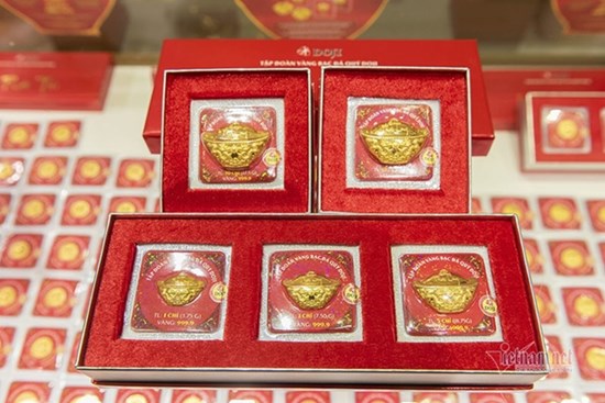 Giá vàng hôm nay 20/11: Tuần thứ 3 tăng giá