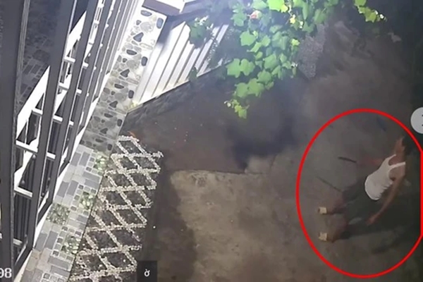 Nguyên nhân xe trưởng công an ở Thanh Hóa va chạm xe máy khiến 2 người tử vong-2