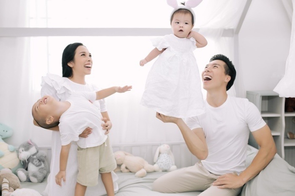 Cuộc sống viên mãn của O Sen Ngọc Mai và hoàng tử xiếc Quốc Nghiệp-8