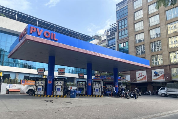 Giá xăng hôm nay có thể giảm 300 đồng/lít-1