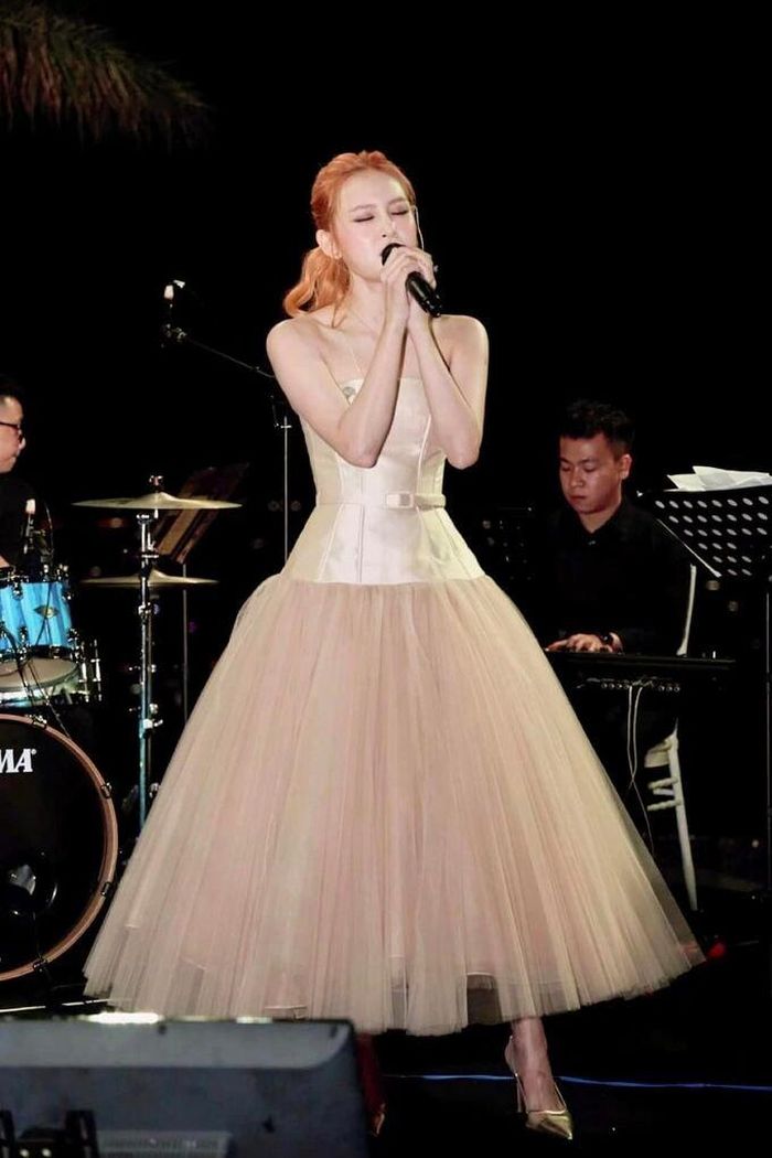 Bị hỏi chuyện cắt diễn do sinh viên phản ứng, Hiền Hồ tỉnh bơ-4