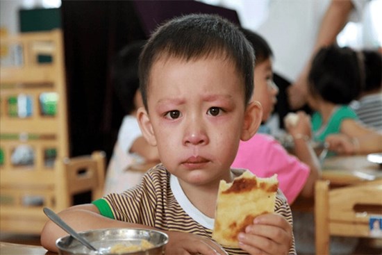 Giữa trẻ bị ép học ở mẫu giáo với trẻ được thỏa sức vui chơi, 20 năm sau ai thành công?