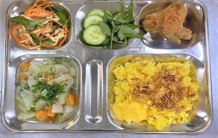 Từ vụ học sinh tử vong nghi ngộ độc thực phẩm sau bữa ăn bán trú: Chuyên gia chỉ ra 5 điểm cần đặc biệt lưu ý-2