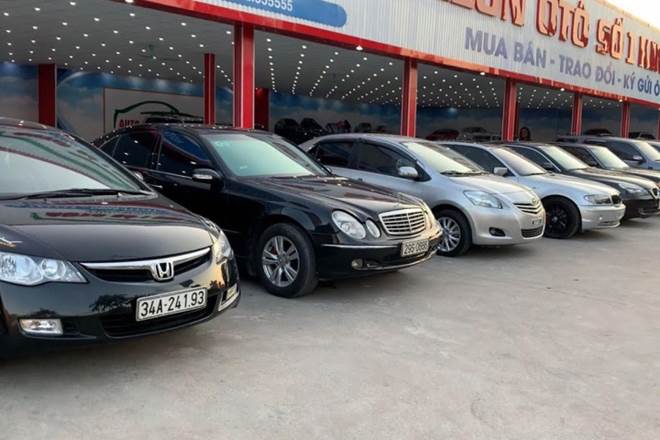 Ô tô cũ ế ẩm, dân buôn nghiến răng cắt lỗ-1