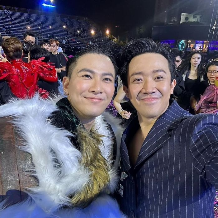 Trấn Thành tiết lộ hậu trường rơi nước mắt của Ca sĩ mặt nạ-7