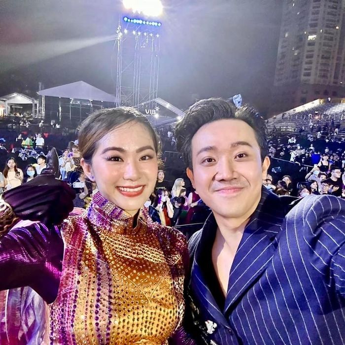 Trấn Thành tiết lộ hậu trường rơi nước mắt của Ca sĩ mặt nạ-10