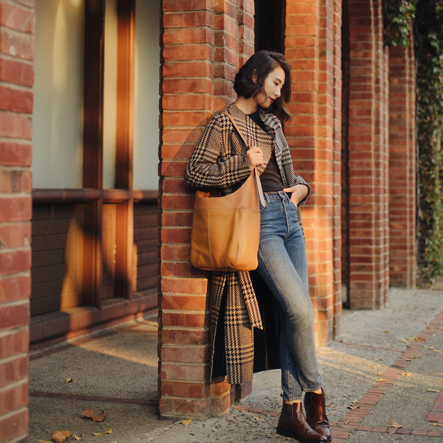 10 cách diện boots đúng chất công sở-2