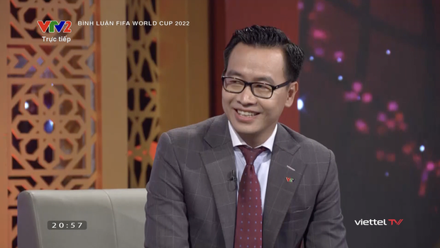 BLV Tạ Biên Cương khởi động mùa World Cup với loạt bình luận sôi động: Đội chủ nhà Qatar đang hoàn toàn bị cuốn theo chiều gió”-1